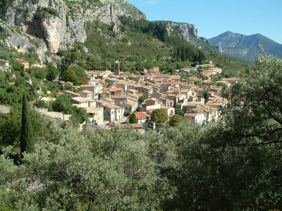Le Jas Du Colombier Villa Moustiers-Sainte-Marie Luaran gambar