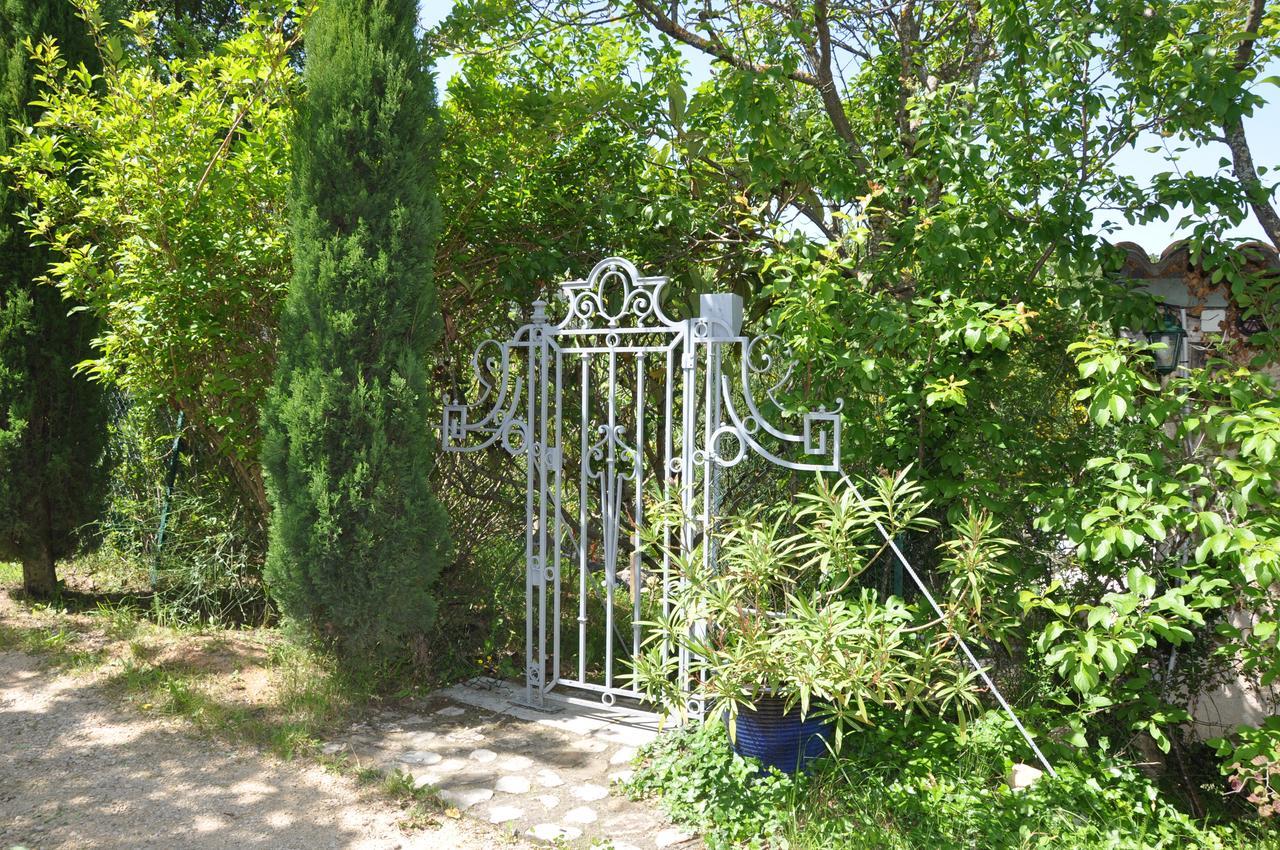 Le Jas Du Colombier Villa Moustiers-Sainte-Marie Luaran gambar