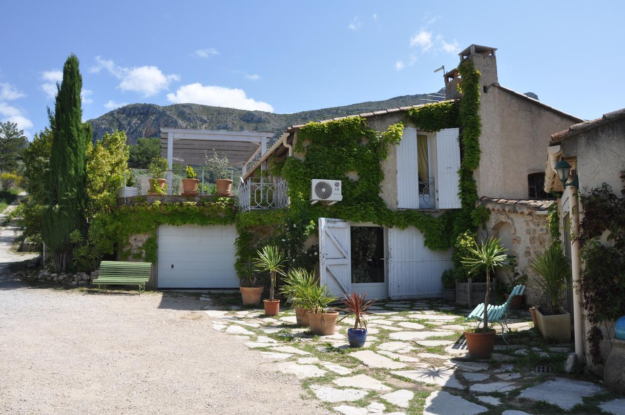 Le Jas Du Colombier Villa Moustiers-Sainte-Marie Luaran gambar